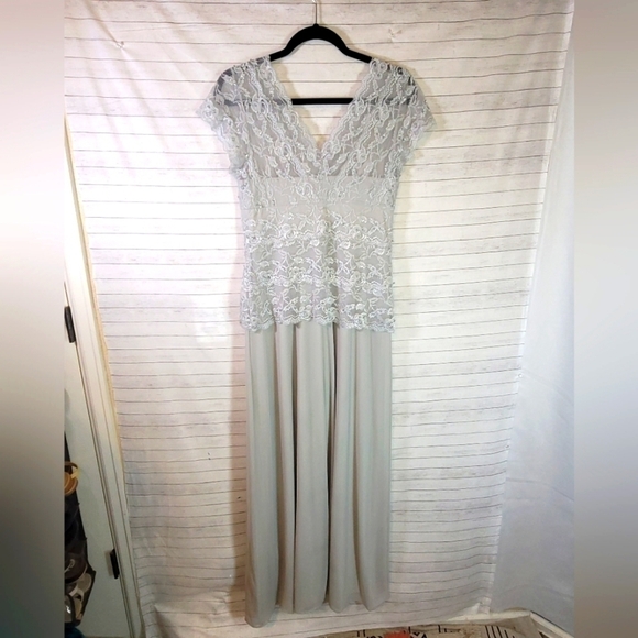 MARINA GRAY BEADED LACE CAP SLEEVE MAXI DRESS, SZ 10 - Picture 7 of 11